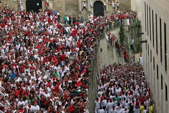 El Mirador De La Cuesta De Santo Domingo Apartment ปัมโปลนา ภายนอก รูปภาพ